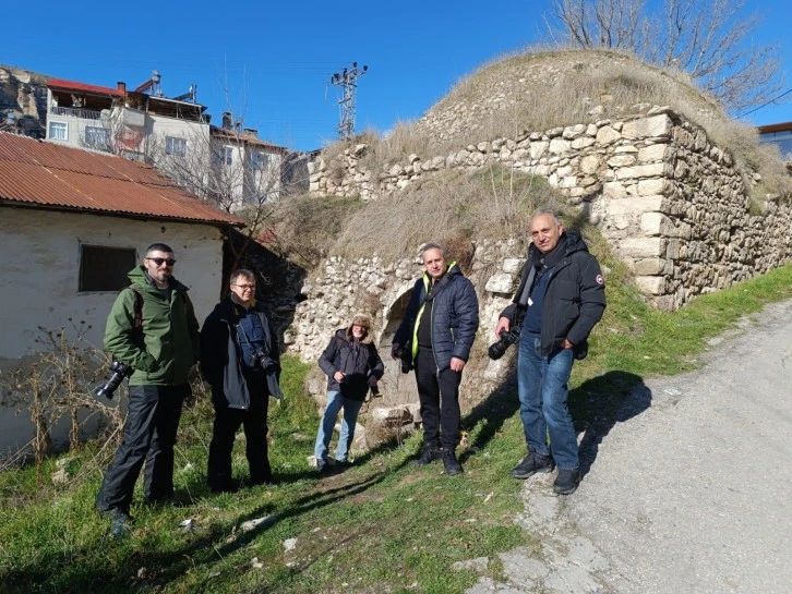 Sivaslı Fotoğrafçı Çemişgezek'i Fotoğrafladı