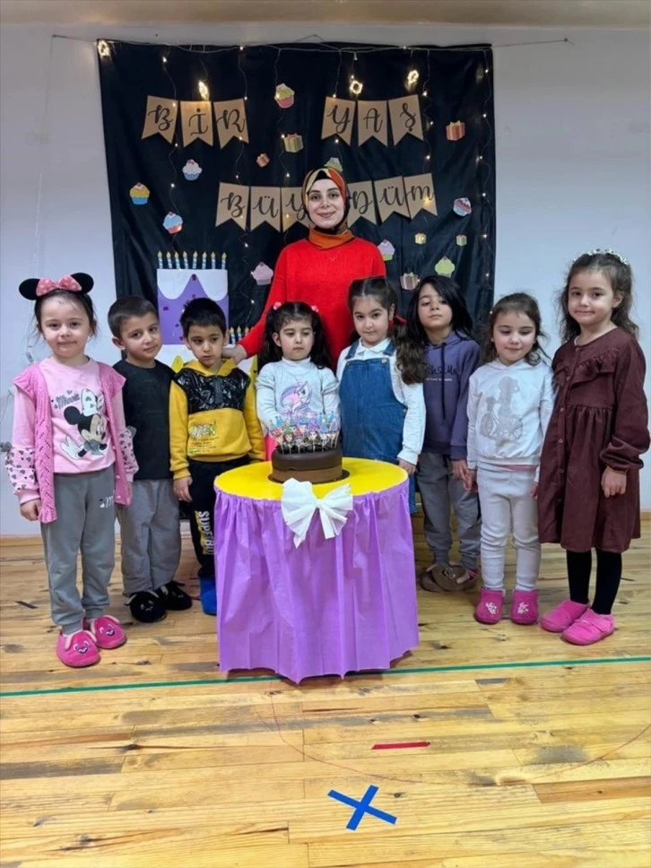 Anaokulunda Doğum Günü Kutlaması