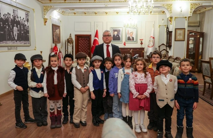 Miniklerden Mehmetçiğe Mektup