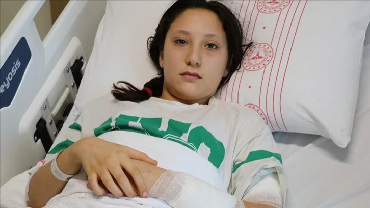 Köpeğin Isırdığı Çocuğun Tedavisi Sürüyor