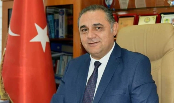 Gürün'de Evlerin Duvarlarında Çatlaklar Oluştu
