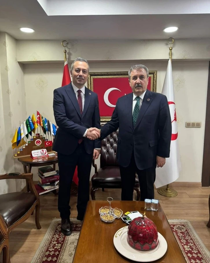 Bu Kutlu Yolda Üstün Muvaffakiyetler Diliyorum