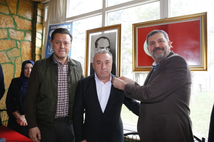 İYİ Parti'den AK Parti'ye Geçişler Sürüyor