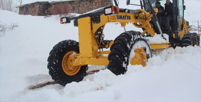 99 KÖY YOLU ULAŞIMA KAPANDI