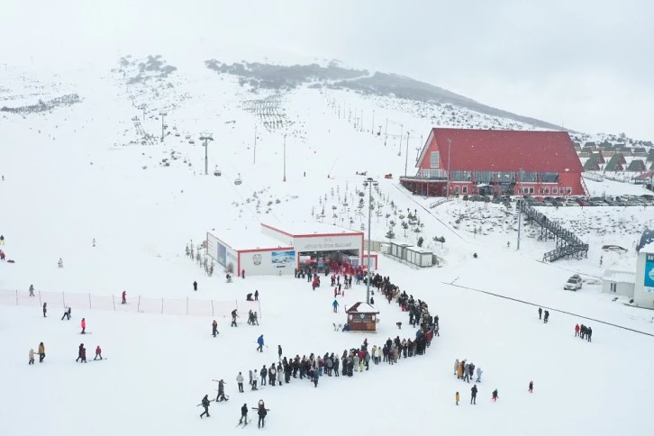 Yıldız Dağı Doldu Taştı