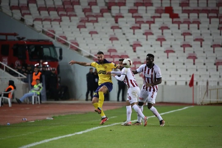 Sivasspor Galibiyet Aşkına Sahada