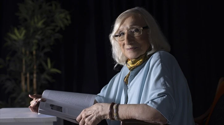 Alev Alatlı Hayatını Kaybetti