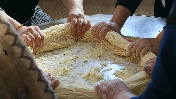 Soğuk Kış Günlerinde Tel Helva Geleneği