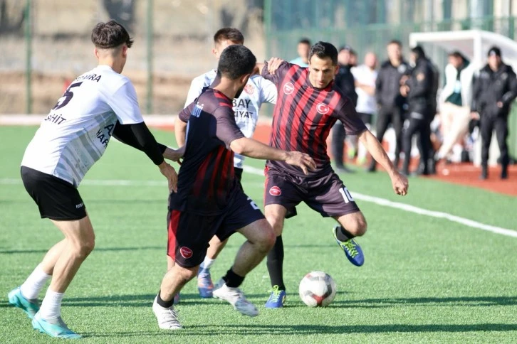 Beypınarı Köyü Şampiyonluğa Uzandı!