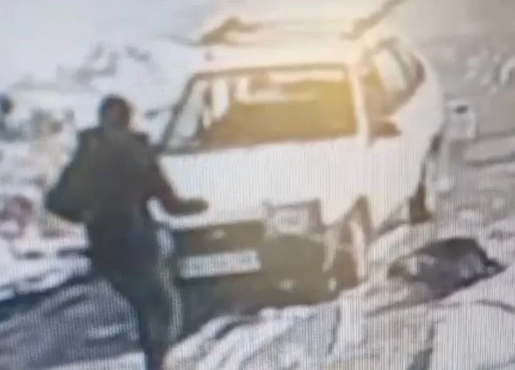 Vahşet, Arkadaşını Diri Diri Gömdü