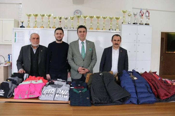 Sivas'ta Soğuk Çocukları Üşütmeyecek