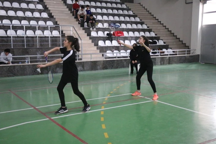 Badminton Ödülleri Sahiplerini Buldu