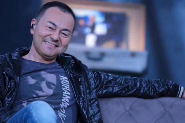 Serdar Ortaç, Gönlünü Survivor Yarışmacısına Kaptırdı 