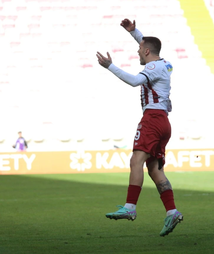Sivasspor’da Manaj Gollerine Devam Ediyor