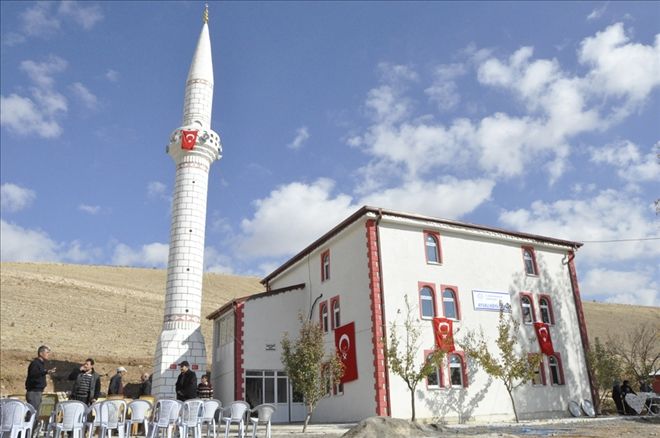 GÜRÜN´de CAMİİ AÇILIŞINA KATILDI
