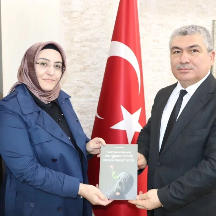 Manevi Desteğe Işık Tutacak