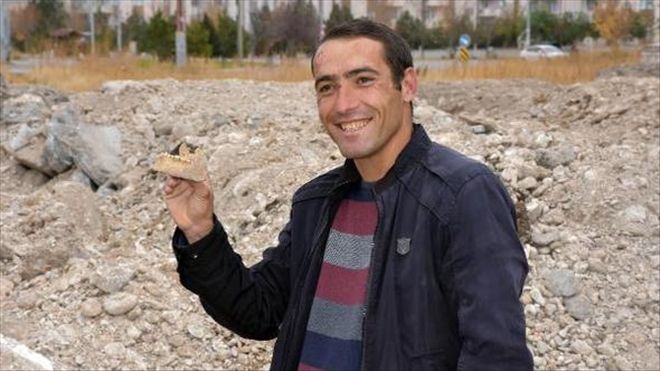 HAFRİYATTAN ÇIKAN KEMİKLERE İNCELEME