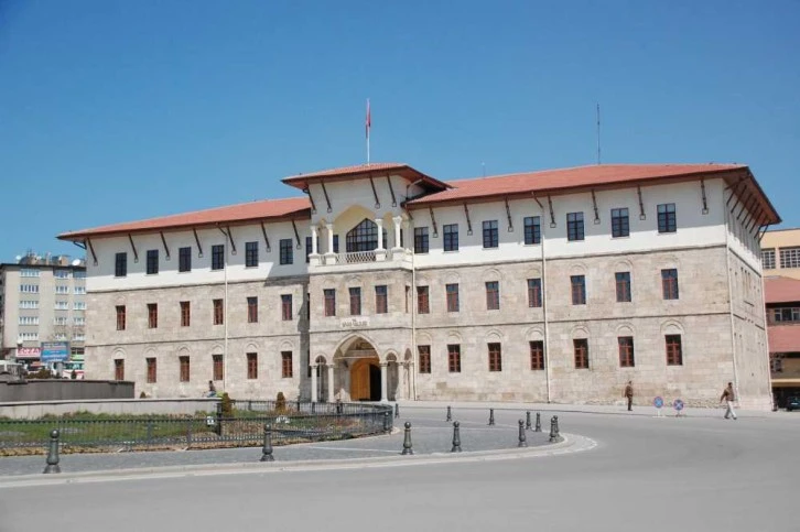 Sivas’tan Erzincan’a Gitmek Yasak