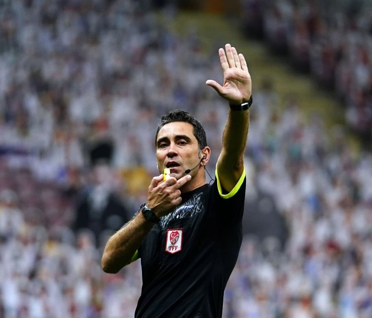 VAR Hakemi Koray Gençerler Oldu   