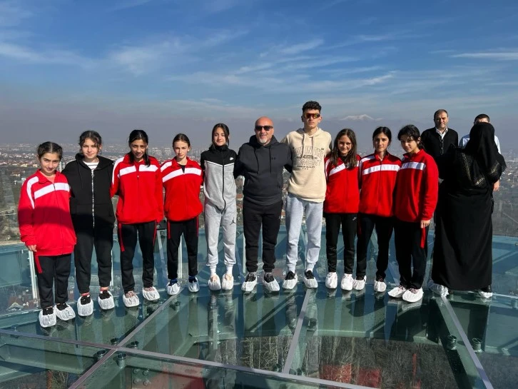 Vali Zübeyir Kemelek Ortaokulu Türkiye 5.’si