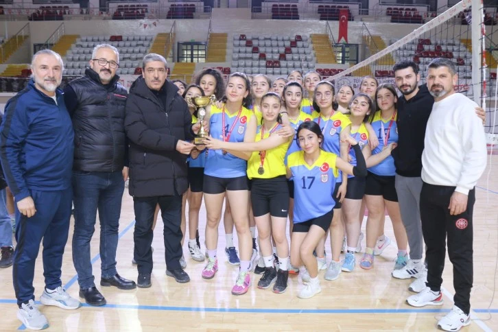 İl Özel İdarespor Şampiyon Oldu