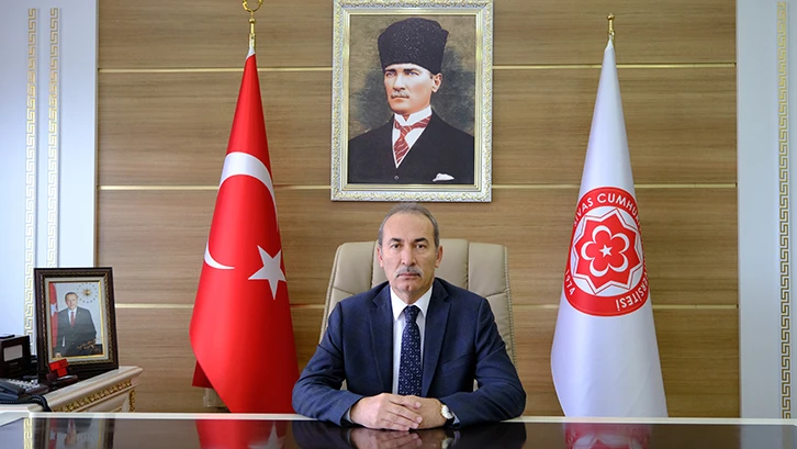 Kandiliniz Kutlu Olsun