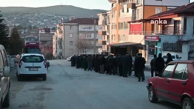 Ete Zam Geldi, Kuyruk Arttı