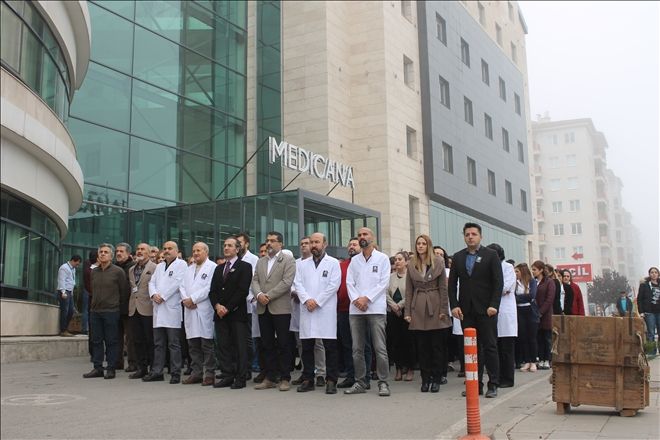 MEDİCANA´DA ATA´YA  SAYGI TÖRENİ