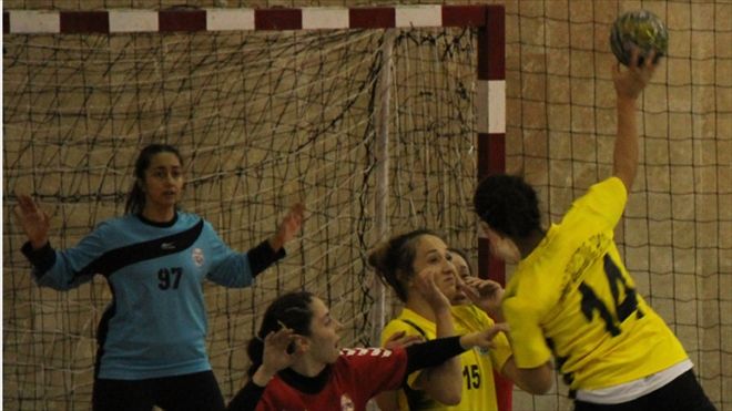 KADINLARDAN RAHAT GALİBİYET