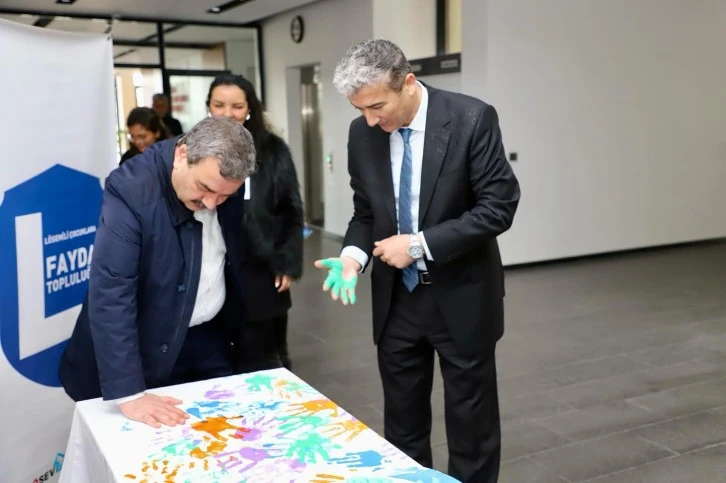 LÖSEV Tanıtım Standı Açtı