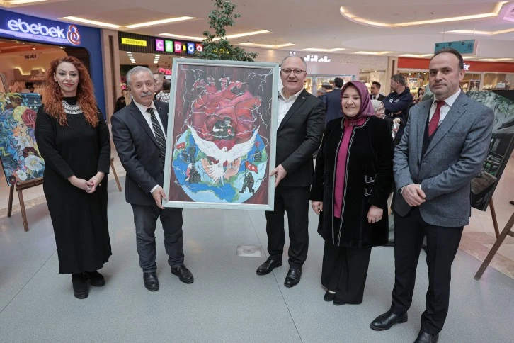 Kursiyerlerin El Emekleri Sergilendi