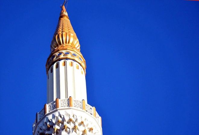 İMAMIN SELA OKUMASININ ENGELLENDİĞİ İDDİASI