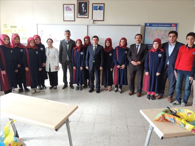 ULAŞ´ta ÖĞRENCİLERE FORMA ve KIYAFET DAĞITILDI