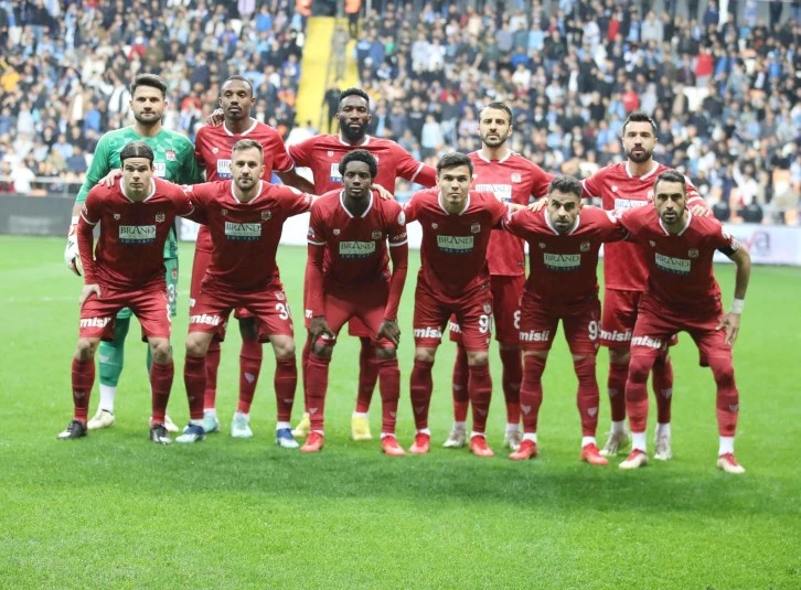 Sivasspor Camiayı Üzdü