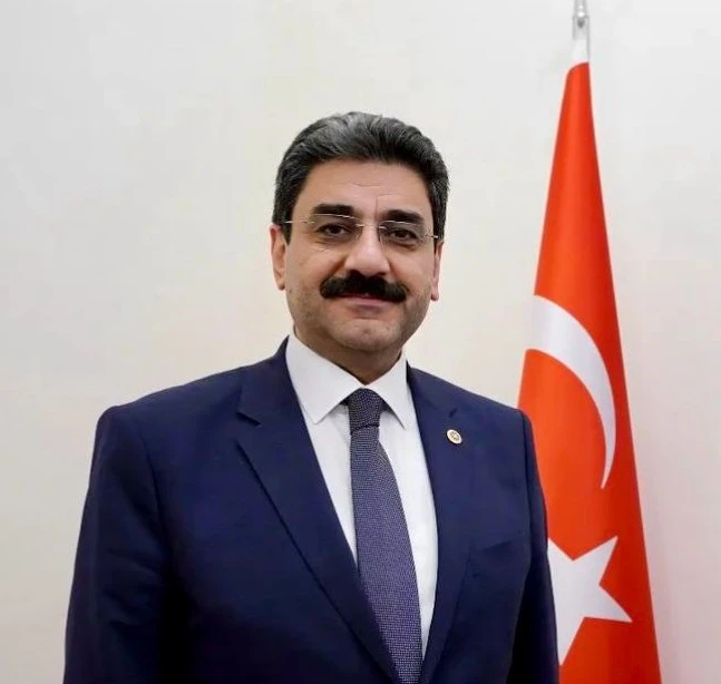 Tarihe Altın Harflerle  Yazılmış Bir Destandır