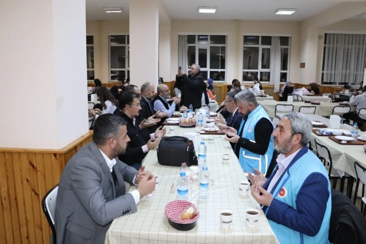 Sivas'ta 5 Bin Öğrenciye İftar