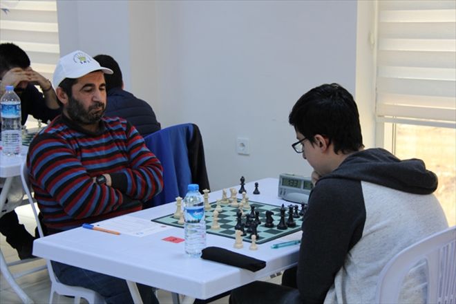 SATRANÇ´TA SON TURLAR