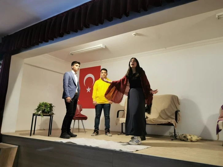 Sivas'ta Bağımlılığa Dikkat Çektiler