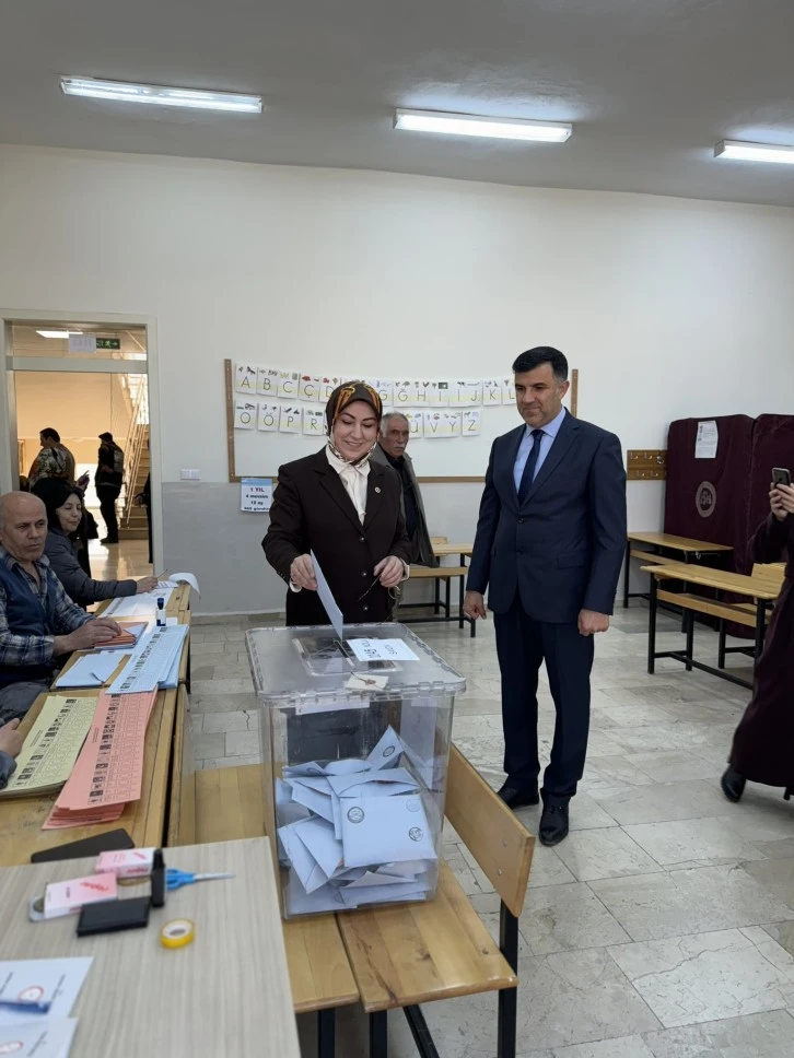 Sivas Milletvekili Rukiye Toy Oyunu Kullandı!