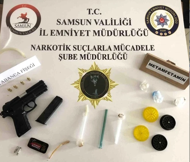 Uyuşturucu ve Silah Operasyonunda 2 Gözaltı