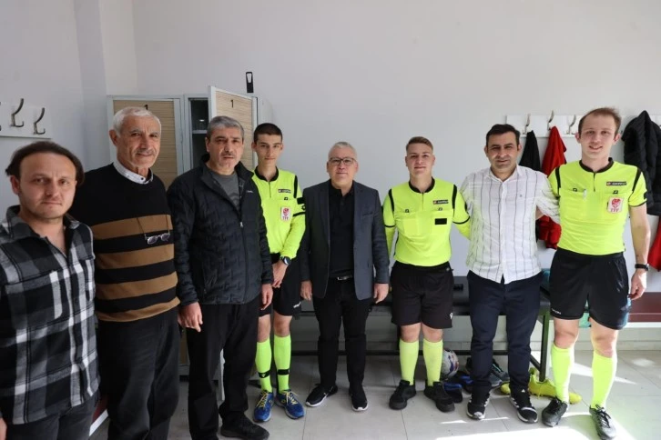 Hakemlere Başarılar Diledi