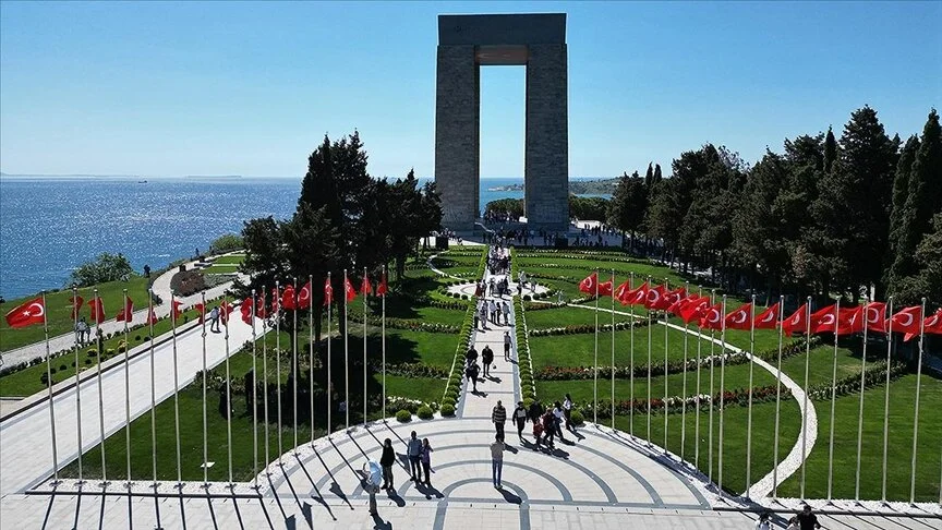 Bayram Tatilinde 2 Milyon Ziyaretçi Gezdi