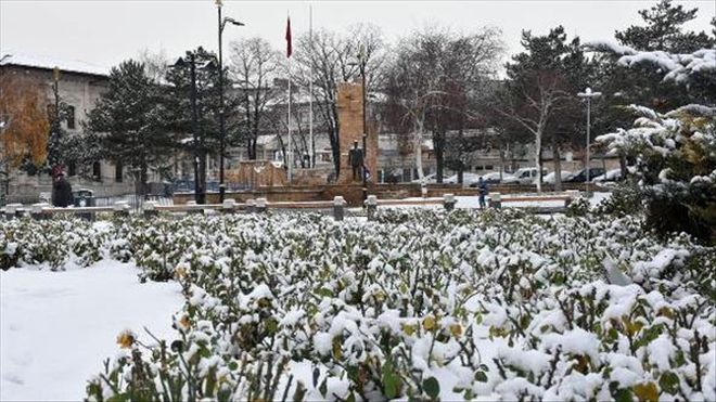 39 KÖY YOLU ULAŞIMA KAPANDI