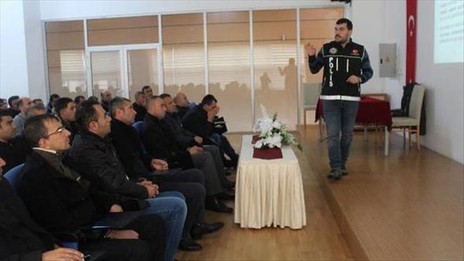 GÜVENLİK GÖREVLİLERİNE NARKOTİK EĞİTİMİ