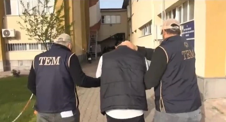 5 DEAŞ’lı Yakalandı   