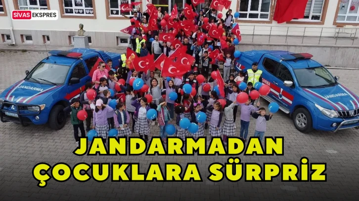 Jandarmadan Çocuklara Sürpriz
