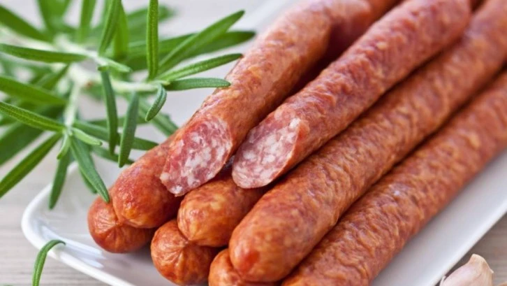 Ünlü Sosis Markasında Ölümcül Bakteri Alarmı! 