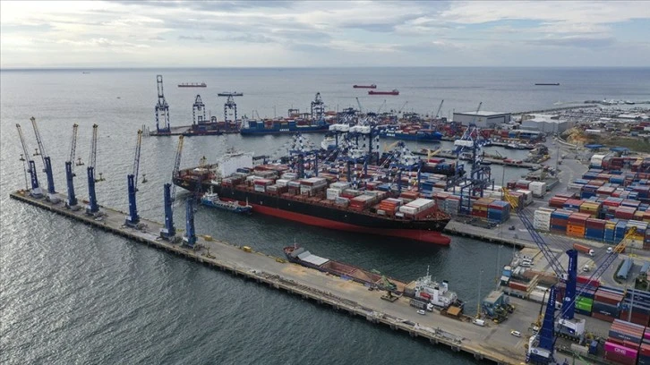 İhracat Nisanda 19 milyar 271 Milyon Dolara Yükseldi