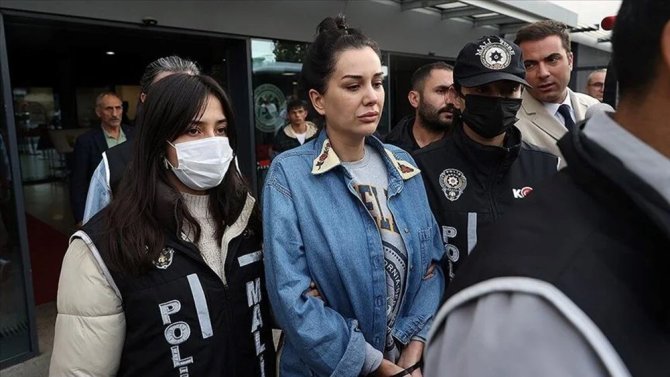 Dilan Polat intihara kalkışmıştı!
