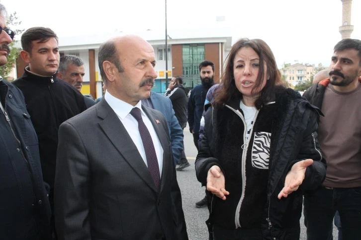 Sivas'ta 4 Köpeğin Öldürüldüğü İlçede Hayvanseverlerin Sesi Yankılandı